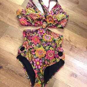 Unique Vintage Floral Multicolor Bikini